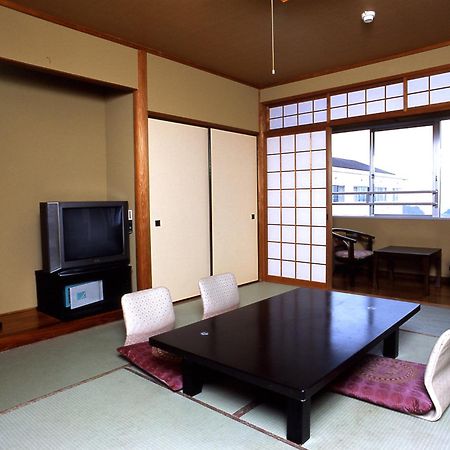 Misakitei Hotel Kami Amakusa Ruang foto